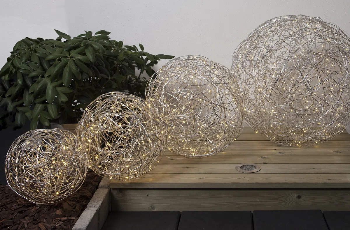 Star Trading LED Lichtkugel Außen - 3D Kugel aus Edelstahlgeflecht, 30 cm, ca. 50 warmweiße LEDs, Outdoor Gartendeko, Silber, inkl. Trafo, 500 cm Kabel