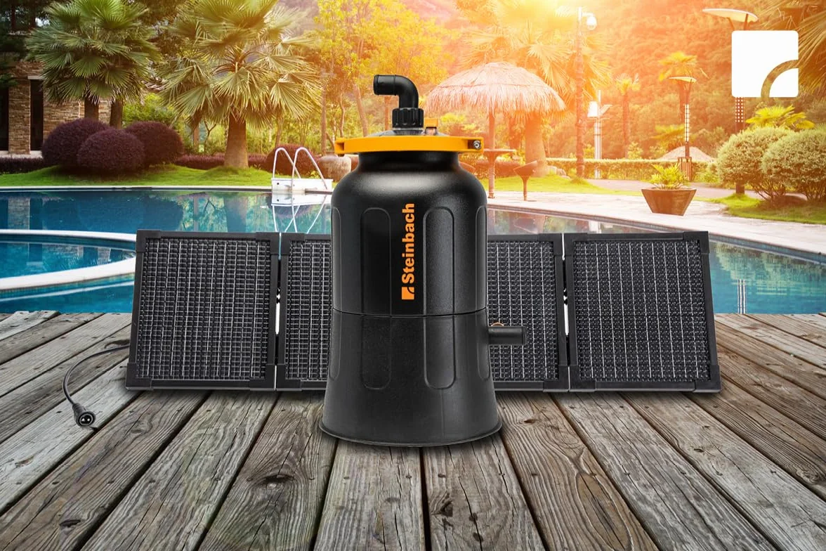 STEINBACH Solarfilteranlage FXS38 – 040603 – Pumpenleistung 4.500 l/h – Für Pools mit bis zu 19.000 l – Mit einem inkludierten faltbaren 80 Watt PV Panel – Inkl. 256 g Filter Balls