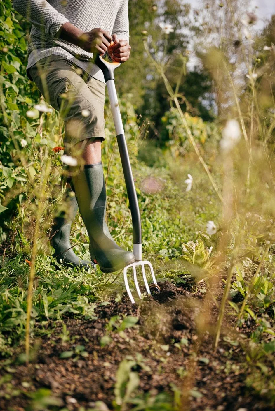 Fiskars Spatengabel für Harte, steinige Böden, Mit 4 Zinken, Länge: 120 cm, Qualitätsstahl-Zinken/Glasfaserverstärkter Kunststoff-Stiel, Schwarz/Orange, Xact, 1070716