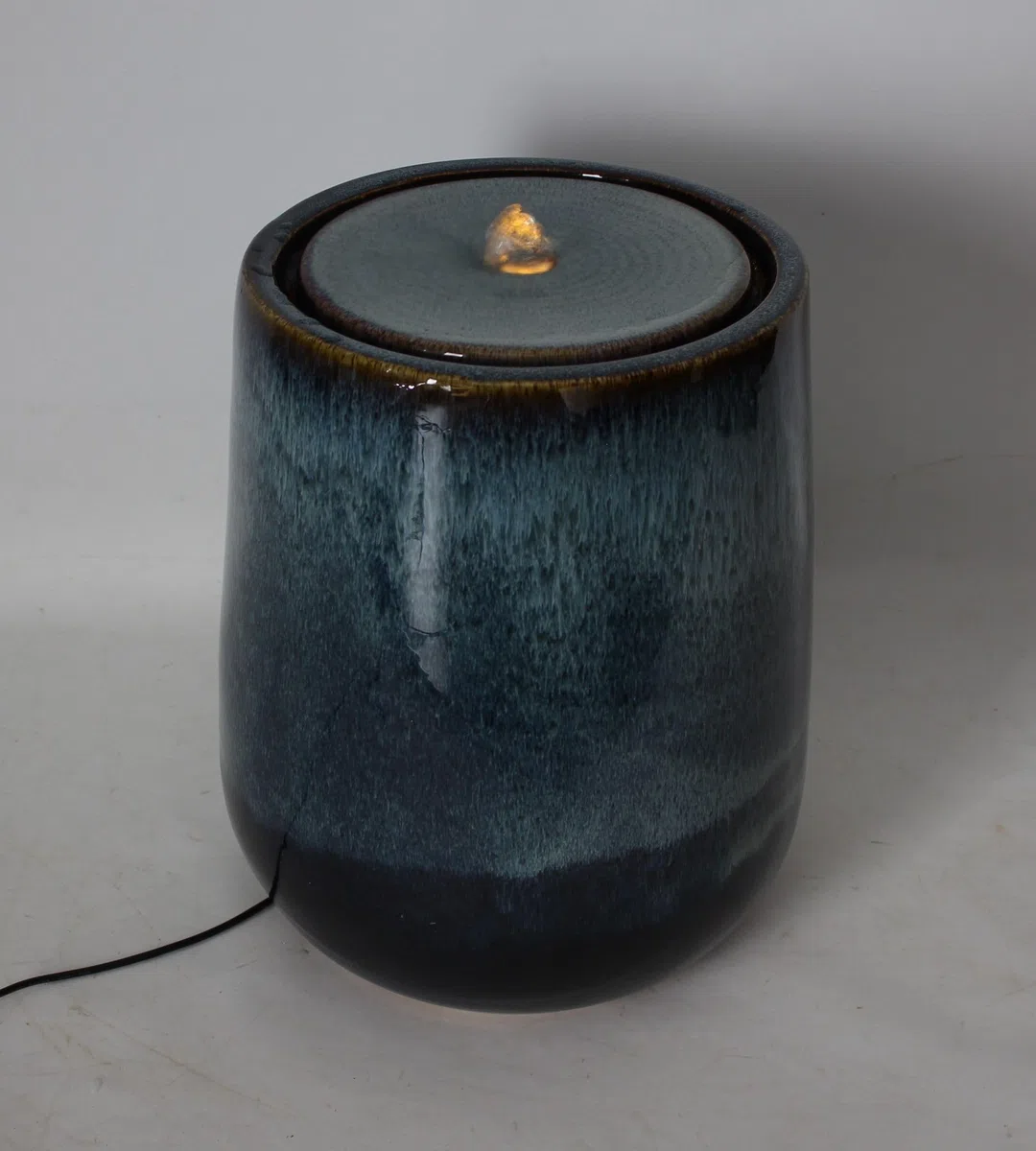 FRANK FLECHTWAREN Outdoor-Brunnen Deep Sea, Keramik, 4 warmweiße LEDs, inkl. Pumpe, Wasseraustritt Oben Maße: Ø 25 x 35 cm, Zuleitung 160 cm, für den Außenbereich geeignet