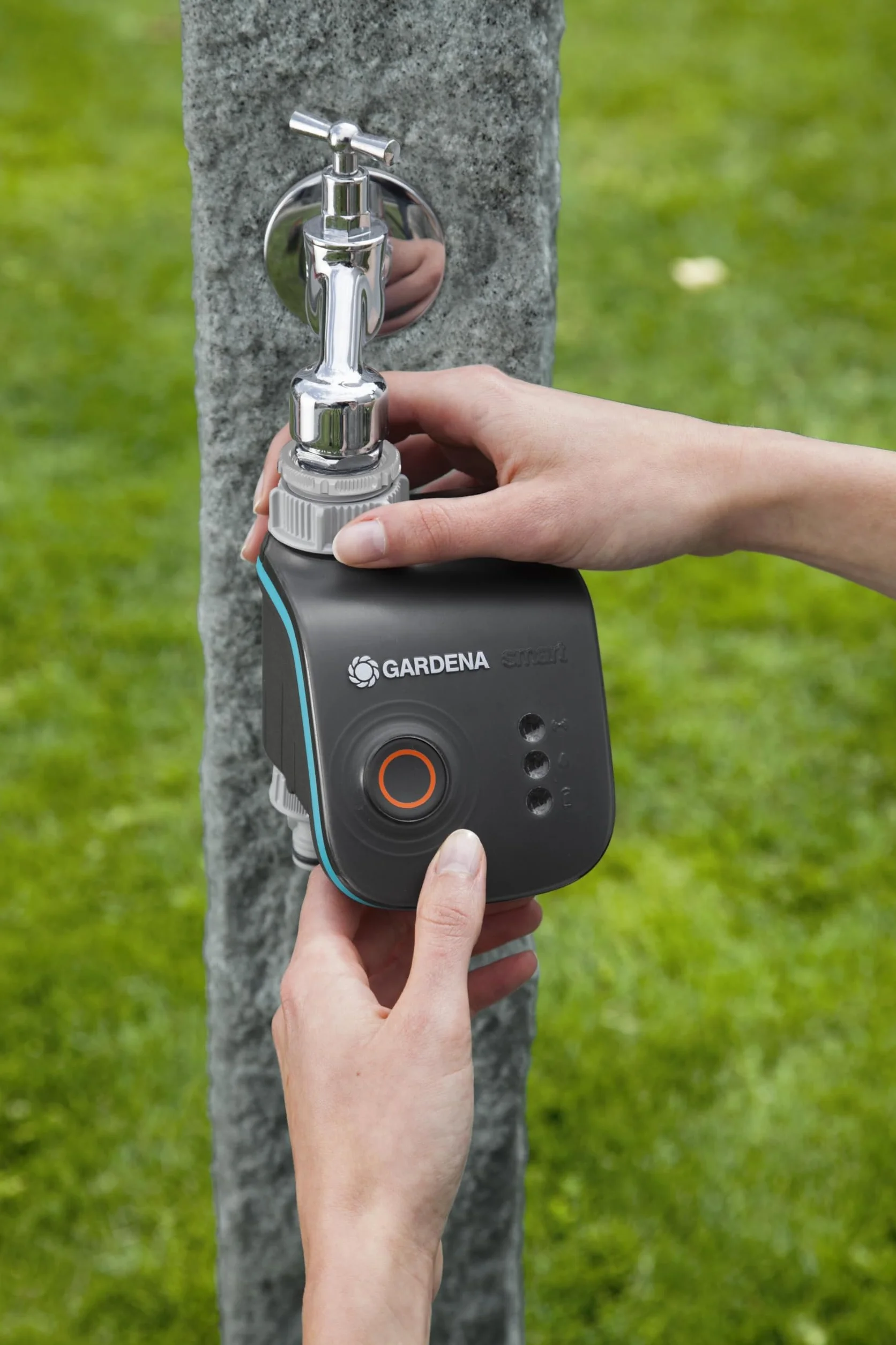 Gardena smart Water Control: Intelligenter Bewässerungscomputer mit smart App steuerbar, Frostwarnsystem, bewährte Ventiltechnik, ideal geeignet für Micro-Drip-System oder Sprinklersystem (19031-20)