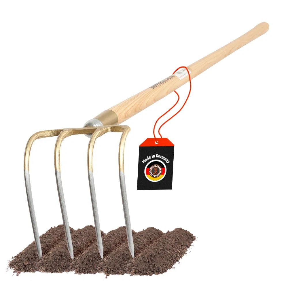 SHW-FIRE | Kartoffelhacke 4 Zinken Schmiedung, 135 cm ergonomischer Eschenholzstiel, robust & langlebig, ideal für Bodenbearbeitung, Kartoffelernte & Heuaufnehmen | Made in Germany