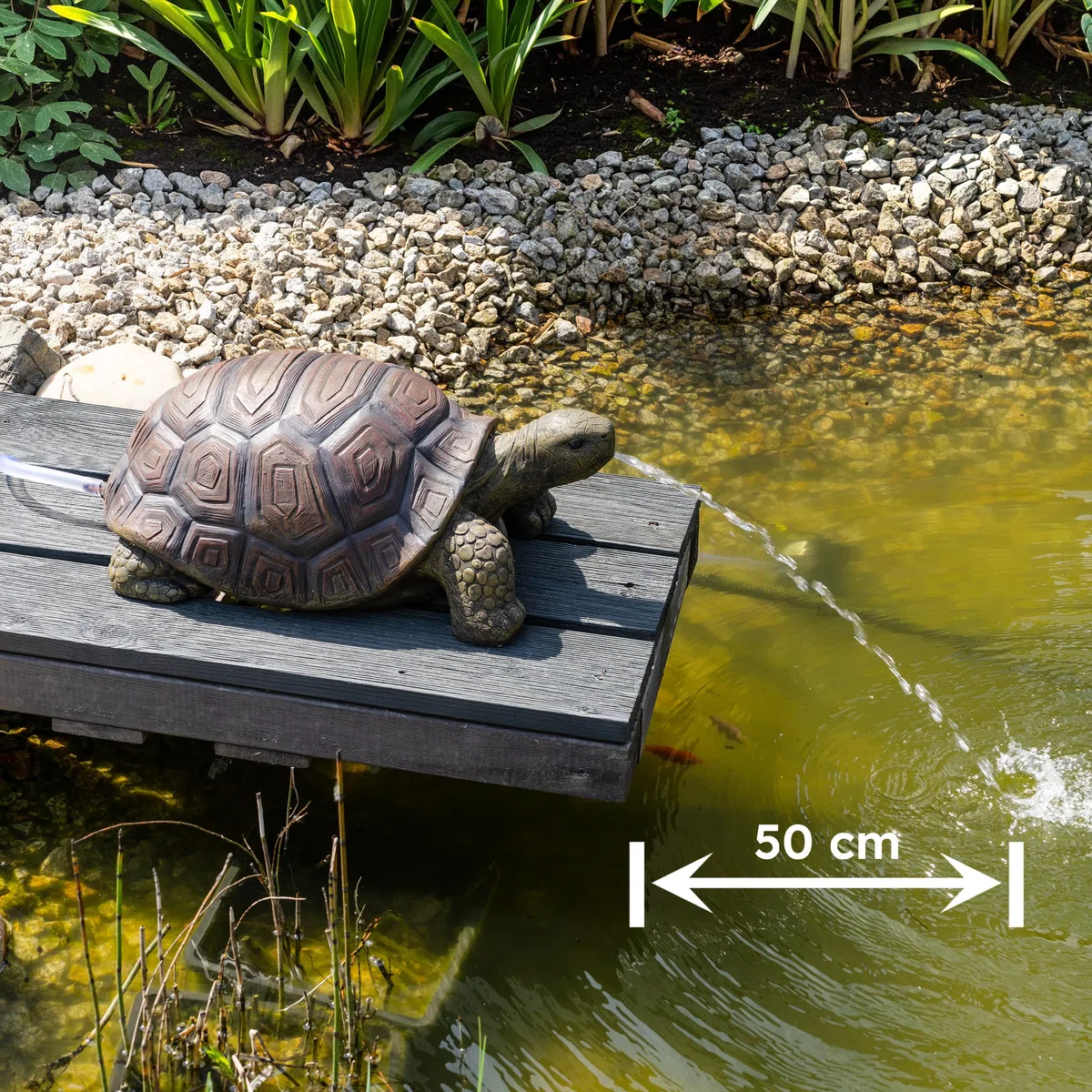 Esotec Solar Wasserspeier Komplettset, Schildkröte Maru, Gartenteich Wasserspiel, Vogeltränke, Vogelbad, Gartenbrunnen mit Solarpumpe, 12Wp, H=23cm 101673